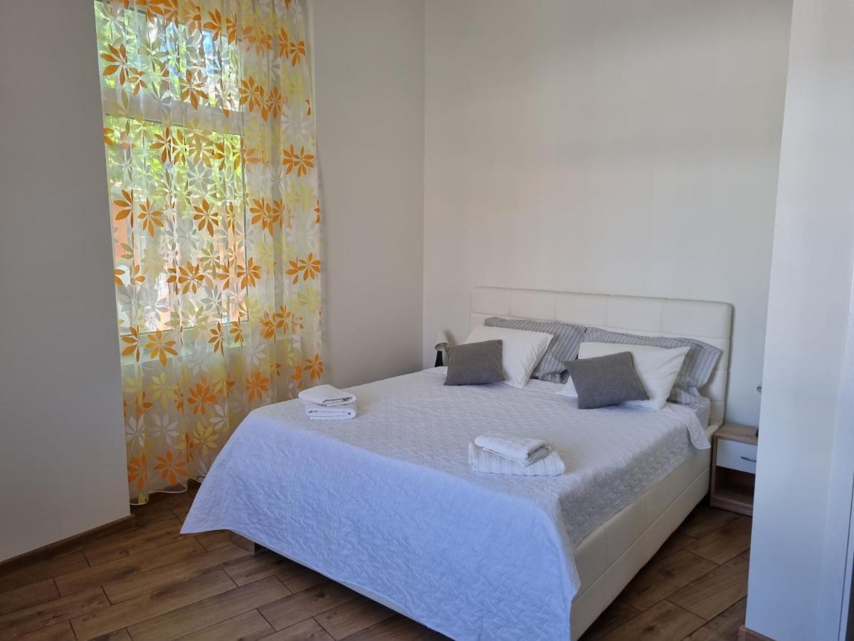 Kvija Rooms Subotica Exterior foto